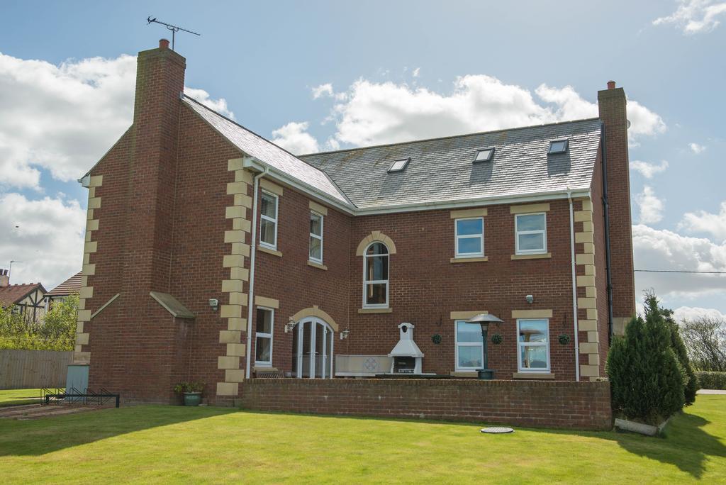 Carr Villa Dinnington Exterior foto